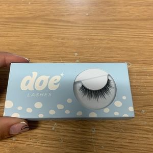 Doe Lashes